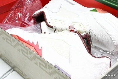 Hyperoad Air LOW 5 Grito” Jordan “El 1116